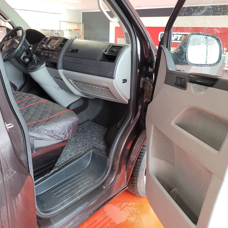 VW-Transporter-Comfortline-BiTurbo-DSG-13