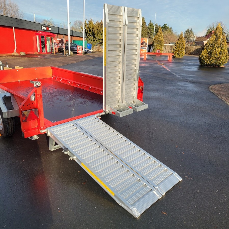 CRAFTMAX-MEGA-Baumaschinentransporter-mit-4-Auffahrrampen-3