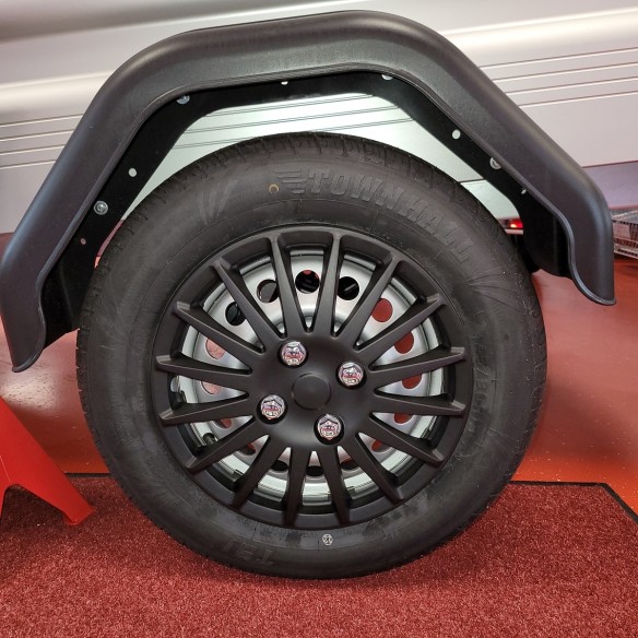 CRAFTMAX-black-spokes-13Zoll-Radkappe-fuer-PKW-Anhaenger-Caravan-schwarz-1