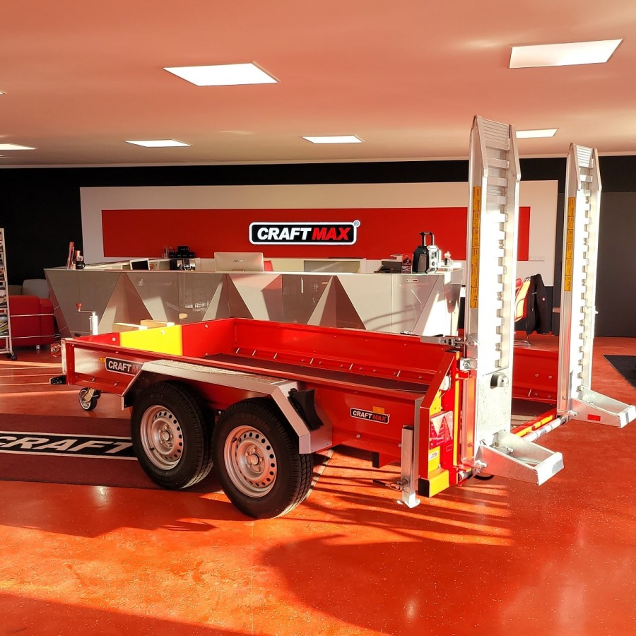 CRAFTMAX-MEGA-Baumaschinentransporter-3000Kg-Schaufelauflage-schwenkbaren-Auffahrrampen-2730kg-Nutzlast-1