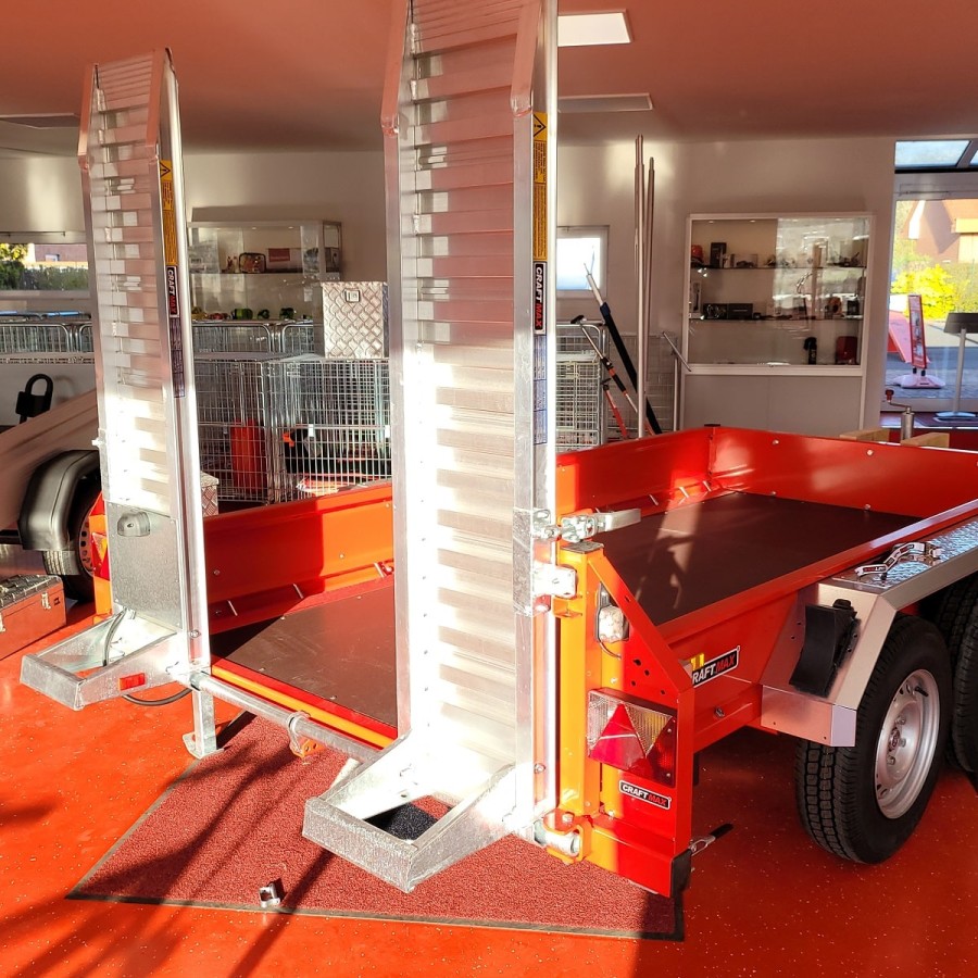CRAFTMAX-MEGA-Baumaschinentransporter-3000Kg-Schaufelauflage-schwenkbaren-Auffahrrampen-2730kg-Nutzlast-9