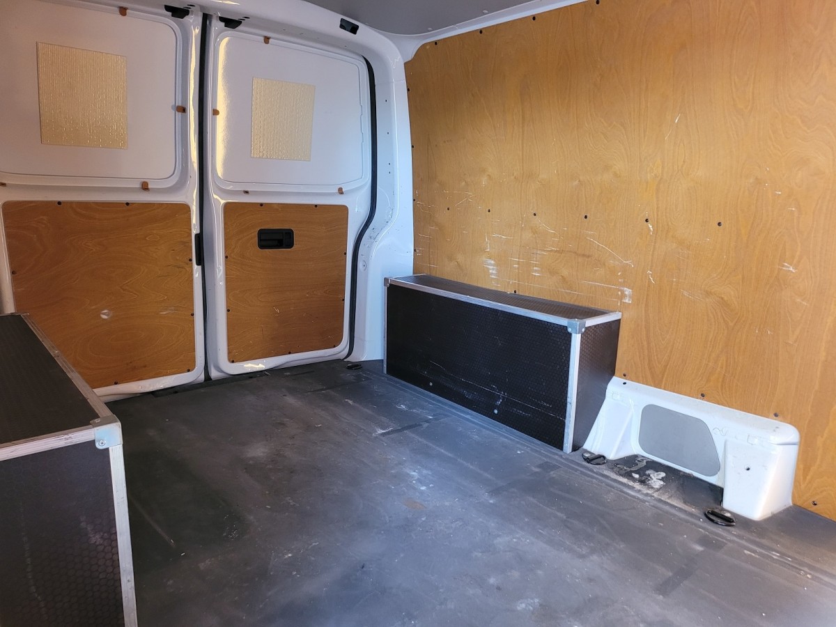 VW_T6_Transporter_L2_DSG_weiss-15