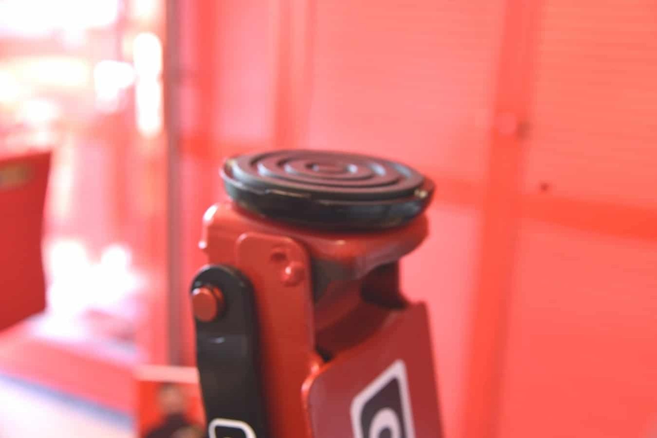 CRAFTMAX-Rangierwagenheber-Doppelkolben-3-Tonnen-rot-3