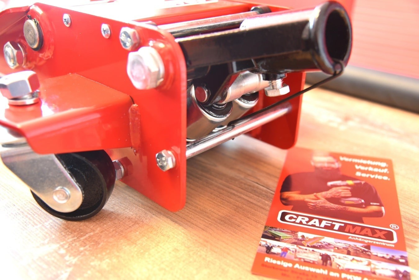 CRAFTMAX-Rangierwagenheber-Doppelkolben-3-Tonnen-rot-11