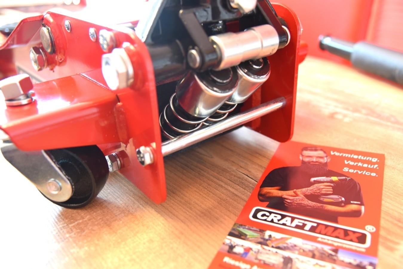 CRAFTMAX-Rangierwagenheber-Doppelkolben-3-Tonnen-rot-12