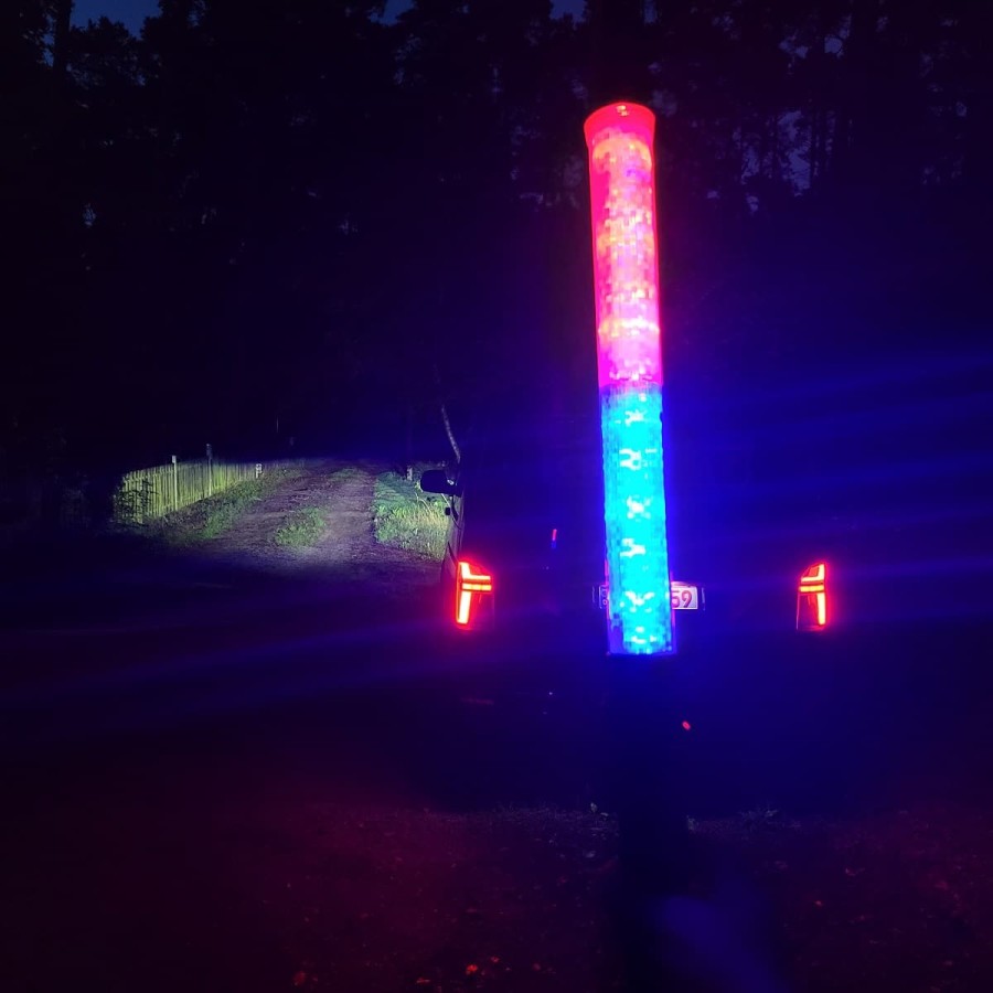 CRAFTMAX-red-blue-flashlight-Schlagstock-Stab-Taschenlampe-mit-roten-blauen-Warn-LED-2