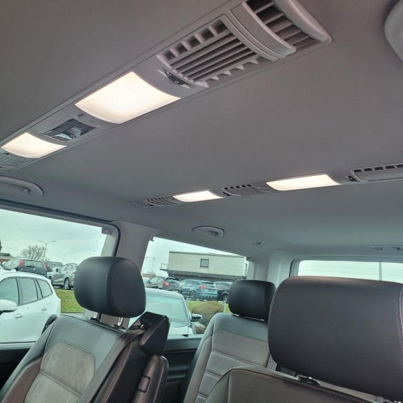 VW-T6-Multivan-Highline-4Motion-fortana-rotmetalic-26