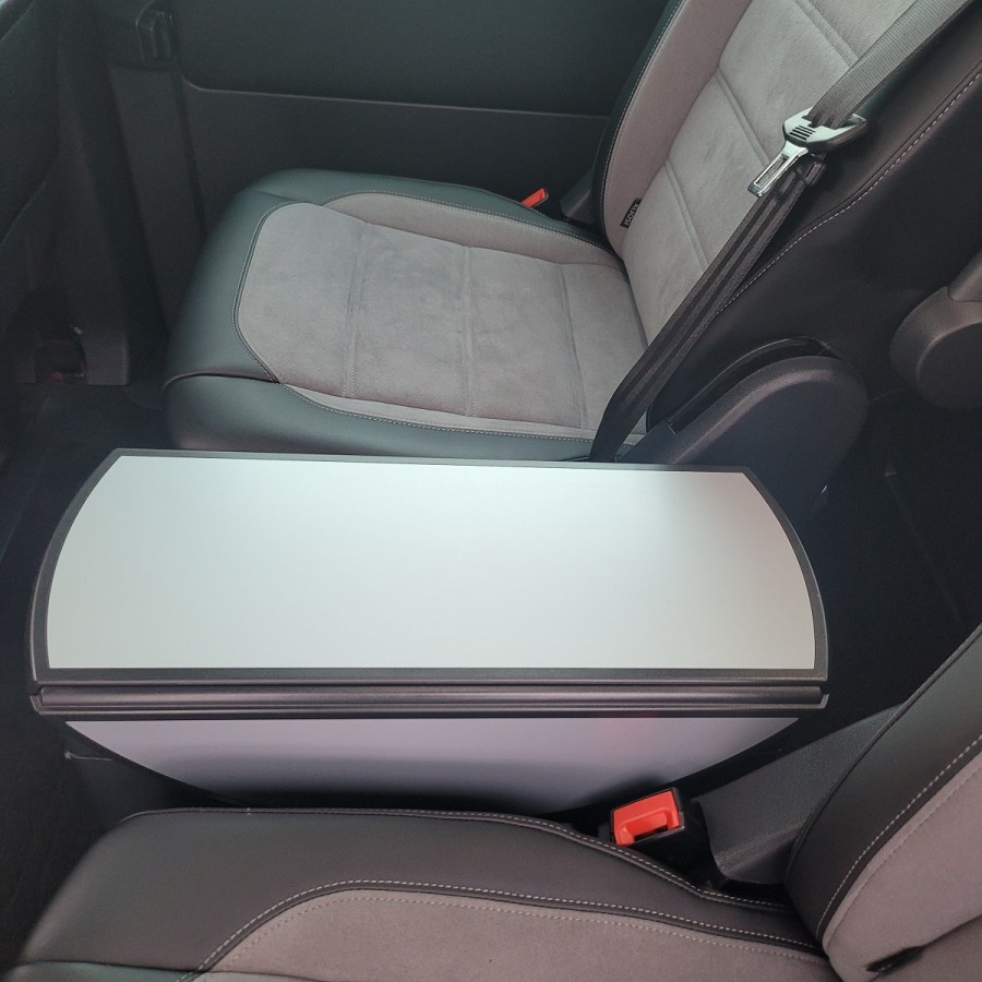 VW-T6-Multivan-Highline-4Motion-fortana-rotmetalic-8