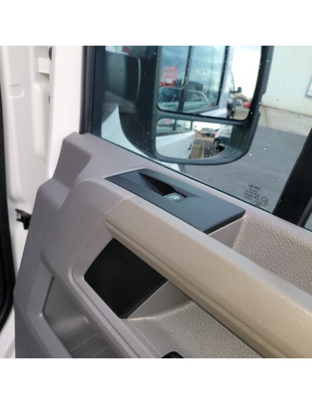 VW-CRAFTER-35MR-2.0-TDI-L2H2-140PS-103KW-9