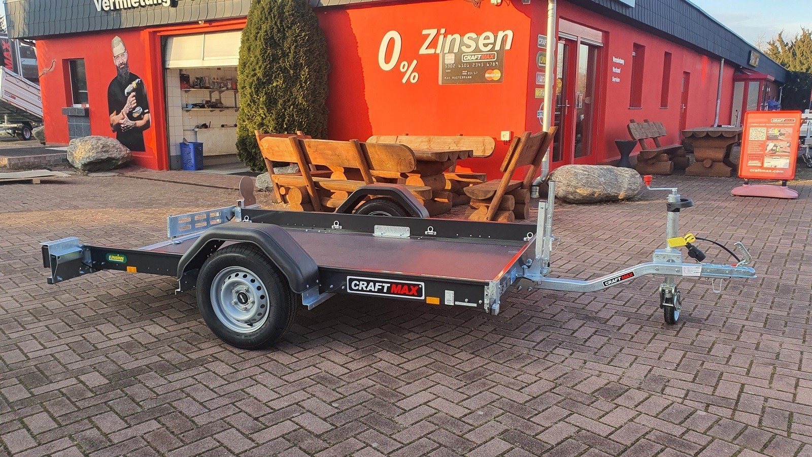 CRAFTMAX-CROSS-blackedition-Motorradtransporter-750-Kg-Absenk-Kippanhaenger-mechanisch-3