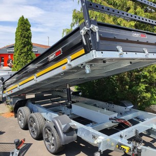 CRAFTMAX-TRISTAR-3-Achs-3-Seiten-Kipper-35t.-Pendelrueckwand-Stahl-401×204m-1 2