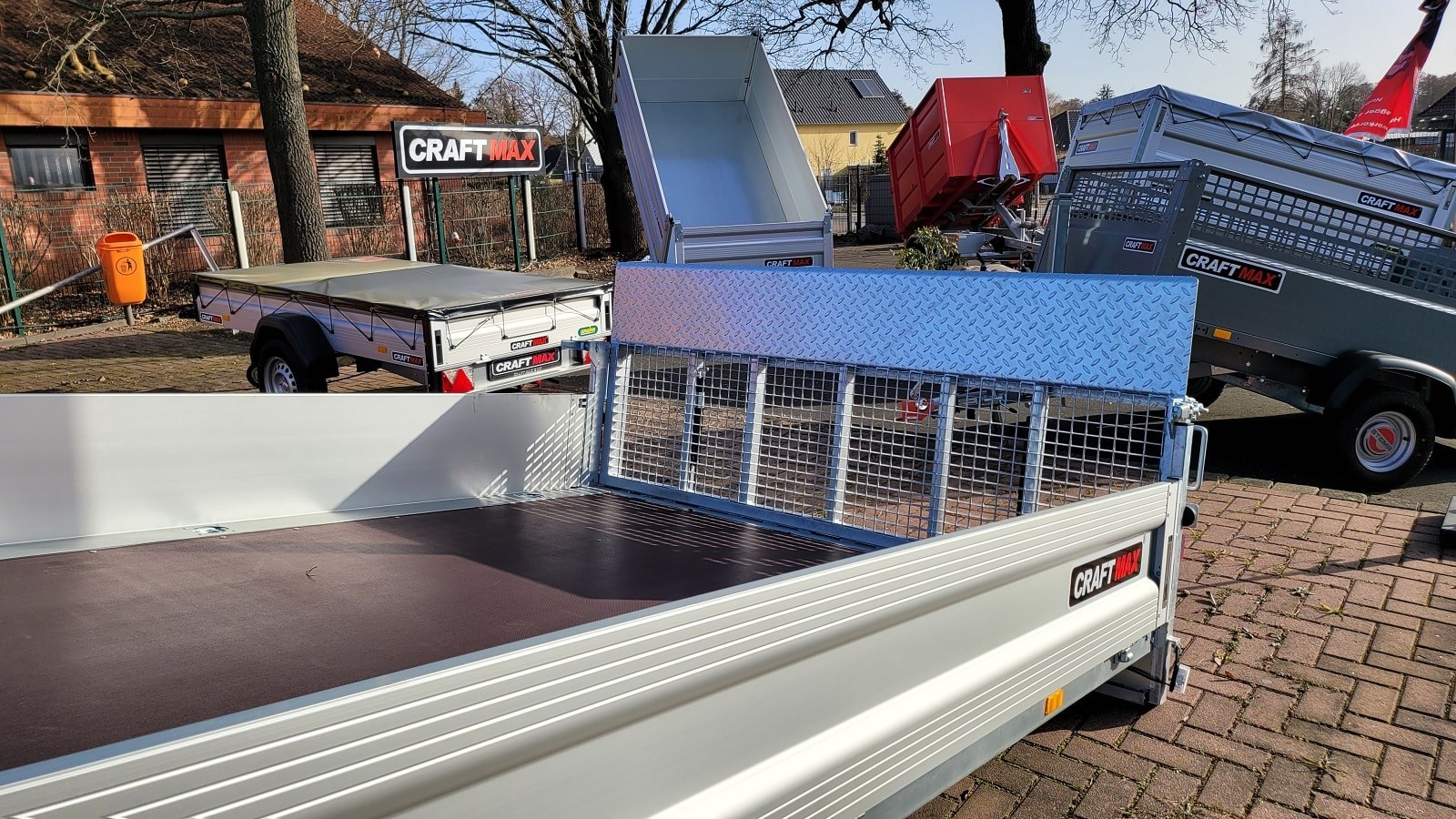 CRAFTMAX-VARIO-Pritschenhochlader-3.000Kg-Alu-Bordwaenden-hydraulisch-kippbareabsenkbare-Ladeflaeche-10-Alu-Felgen-100kmh-2