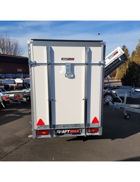 CRAFTMAX-P-BOX-Plywood-Kofferanhaenger-gebremst-1300kg-Rampe-Abstellstuetzen-255×132x154cm-1