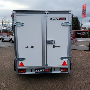 CRAFTMAX-P-BOX-Plywood-Kofferanhaenger-gebremst-2000kg-2-Fluegeltueren-427×206×211cm-1 2