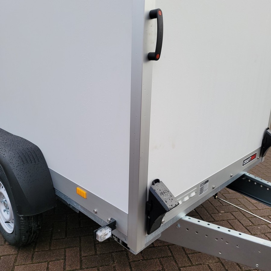 CRAFTMAX-P-BOX-Plywood-Kofferanhaenger-gebremst-2000kg-2-Fluegeltueren-427×206×211cm-9