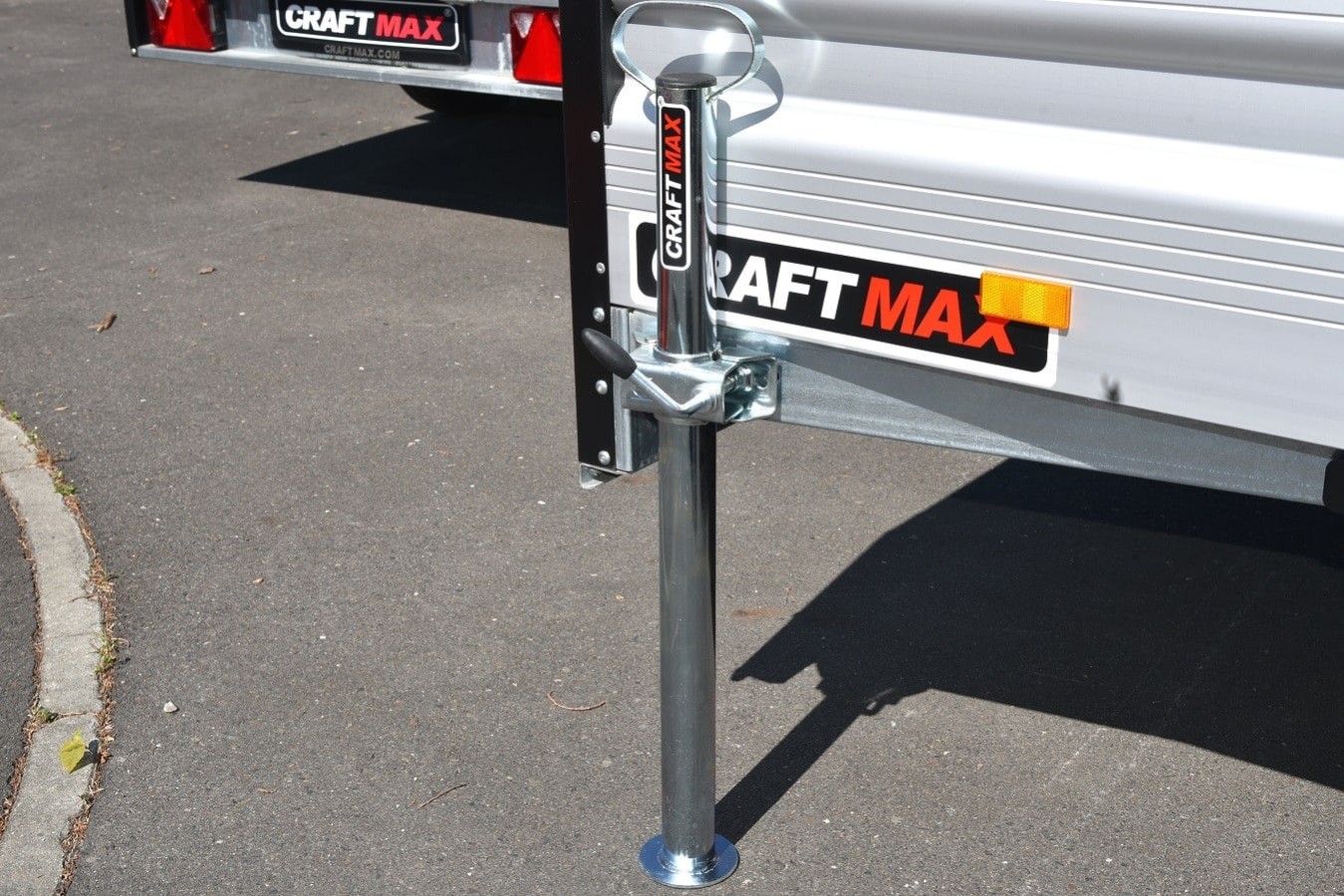2-Stuetzen-2-Klemmhalter-fuer-Anhaenger-70cm-UNIVERSAL-5