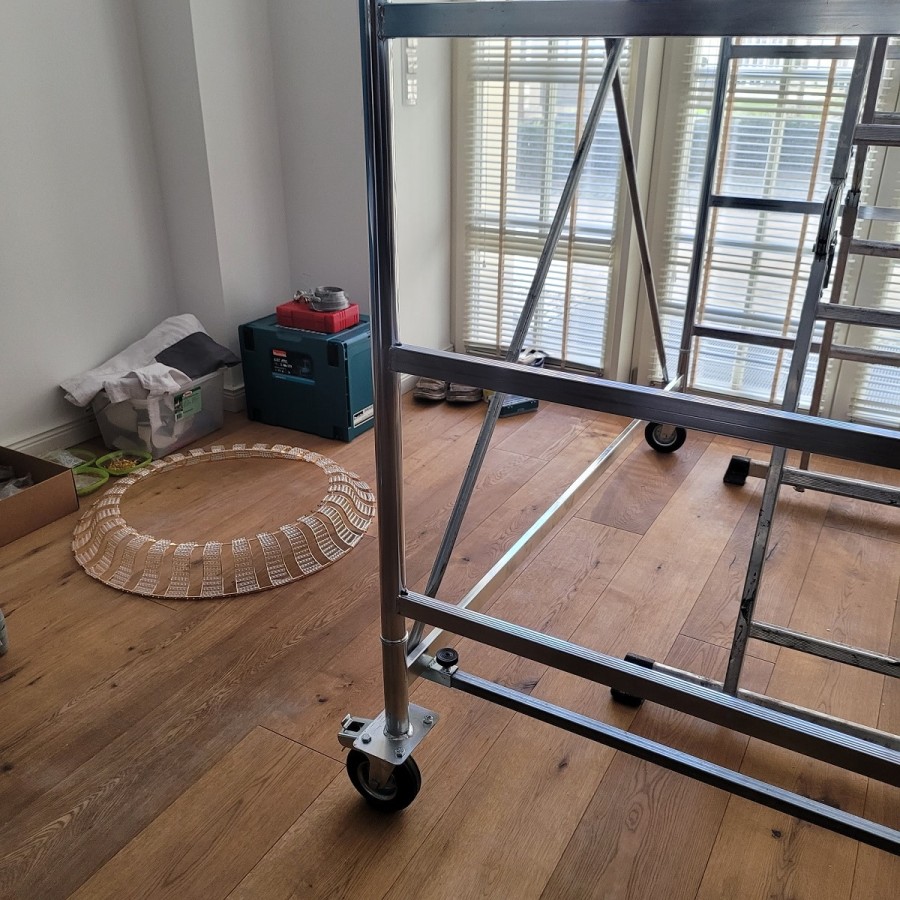 Rollgeruest-Leichtbau-schnell-aufbauen-4
