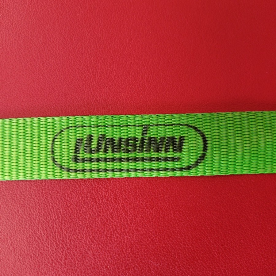 UNSINN-Spanngurt-zum-befestigen-von-Anhaengerzubeoer-2
