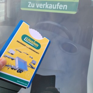 UNSINN-Parkzeituhr-Eiskratzer-Scheibengummi 2
