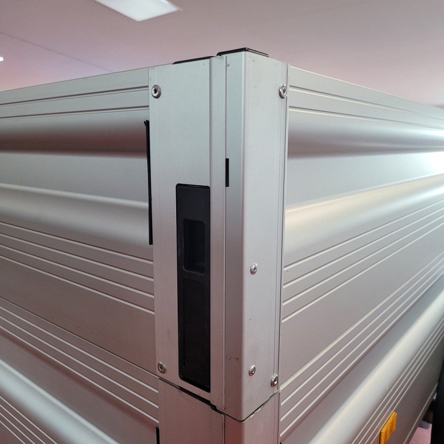 ALU-Bordwandaufsatz-Hoehe-30cm-Kastenanhaenger-210x110-cm-2