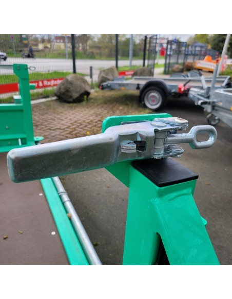 Exzenterverschluss-Spannverschluss-fuer-Baumaschinenanhaenger-2