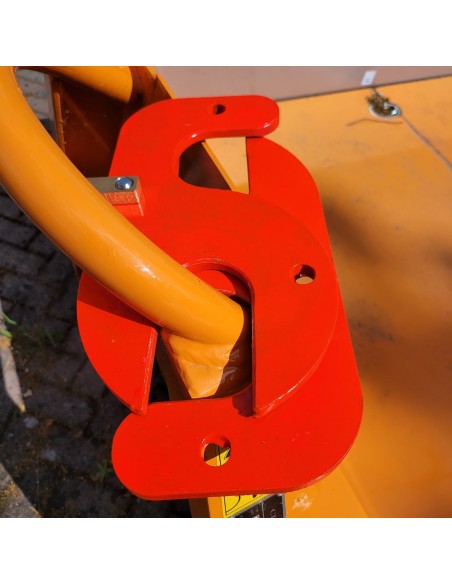 Diebstahlsicherung-fuer-Hakenlift-Abrollcontainer-Sicherheitsschloss-ASSA-ABLOY-Corbin-neon-rot-1