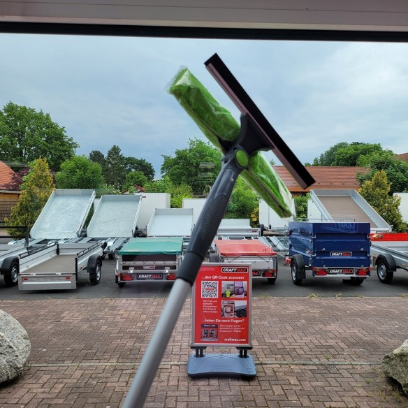 CRAFTMAX-Fensterputz-mit-Teleskopstil-1