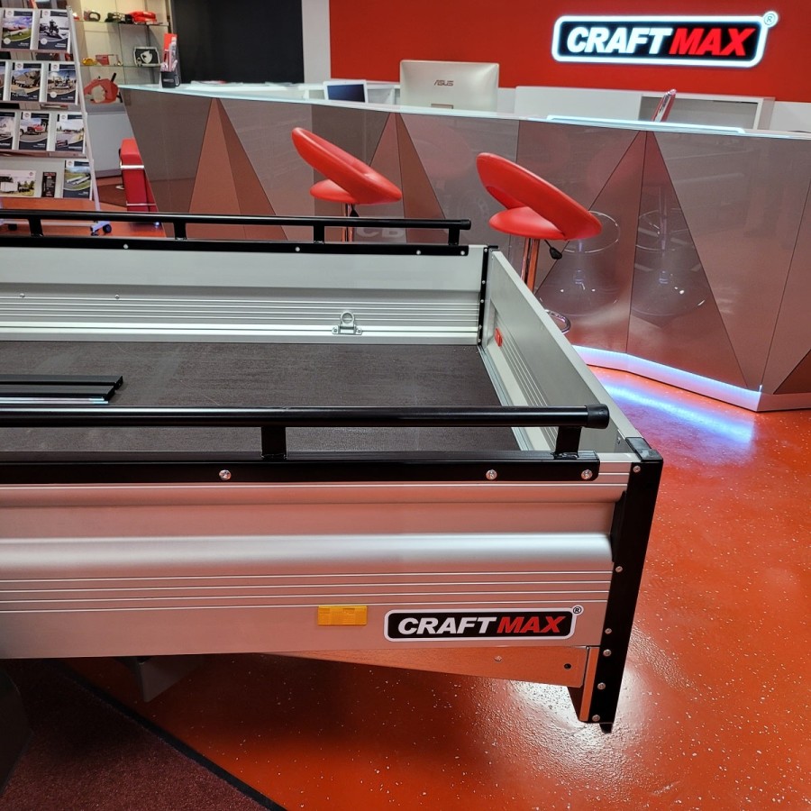 CRAFTMAX-MAXI-1300kg-Kastenanhaenger-H-Gestell-Reling-100Kmh-Einachser-Tieflader-gebremst-3