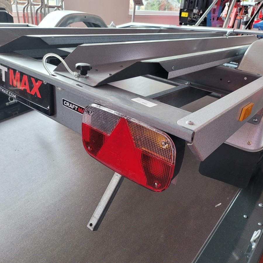 Heck-Stuetzen-fuer-Motorradanhaenger-RACER-und-STEMA-MT-750-850-3