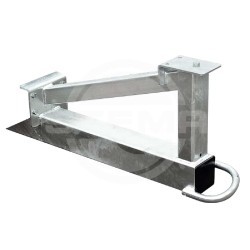 Windenbock-Windenstand-mit-verschweisster-Traverse-als-Aufnahmegestell-fuer-die-Deichsel-zur-Befestigung-einer-Seilwinde
