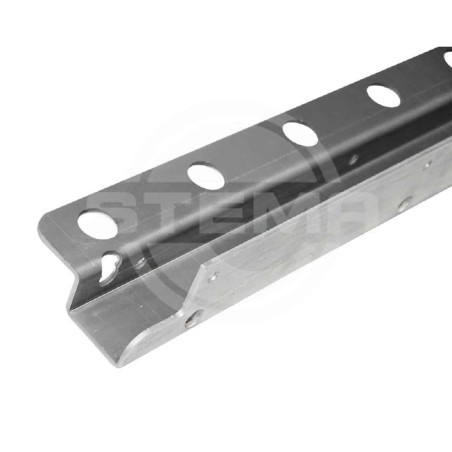74cm-Lochprofil-fuer-Sperrstange-aus-Stahl-fuer-Autotrailer-1