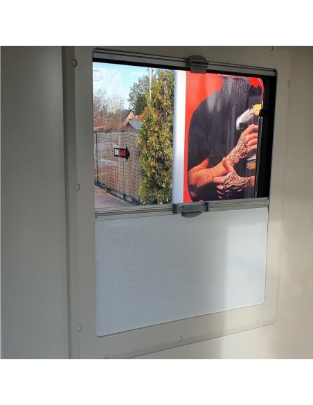 Anhaenger-Fenster-Thermo-mit-Jalousie-2