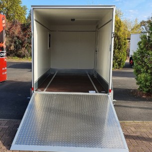 Auffahrklappe-Verladerampe-fuer-Kofferanhaenger-Alumium-Edelstahl-1000kg-1 2