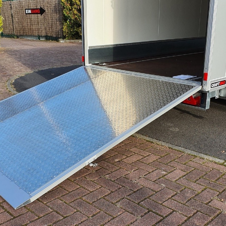 Auffahrklappe-Verladerampe-fuer-Kofferanhaenger-Alumium-Edelstahl-1000kg-7