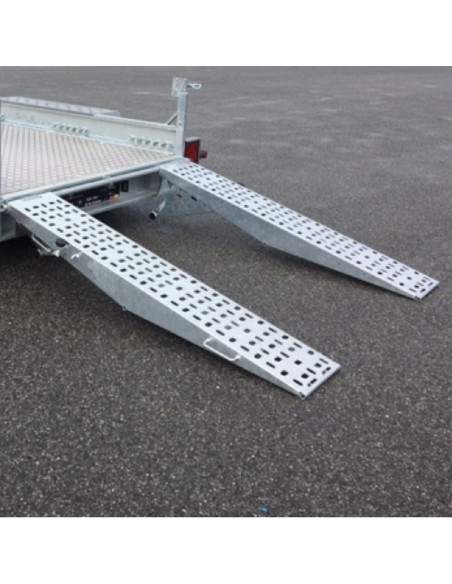 Stahl-Auffahrrampen-fuer-Baumaschinentransporter