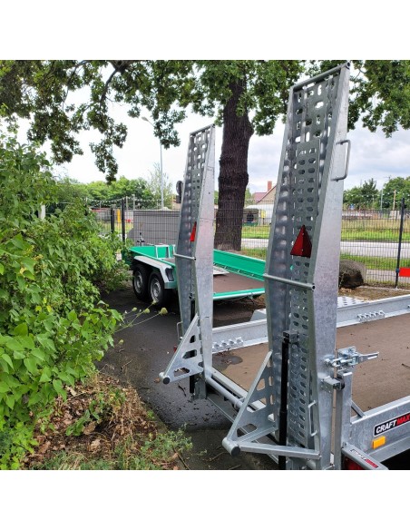 Stahl-Auffahrrampe-fuer-Baumaschinentransporter-klappbar-1