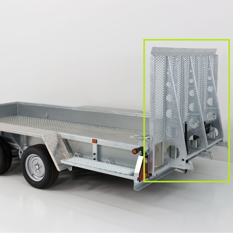 Stahl-Verladerampe-durchgehend-fuer-Baumaschinentransporter-1