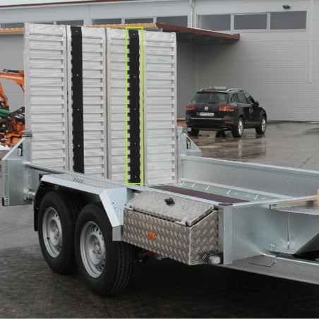 Gummi-Auflage-auf-ALU-Rampen-Baumaschinentransporter