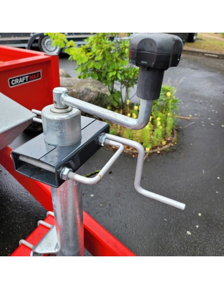 Rangiergriff-und-Spanngurtaufroller-fuer-Deichselstuetzrad-O-60mm