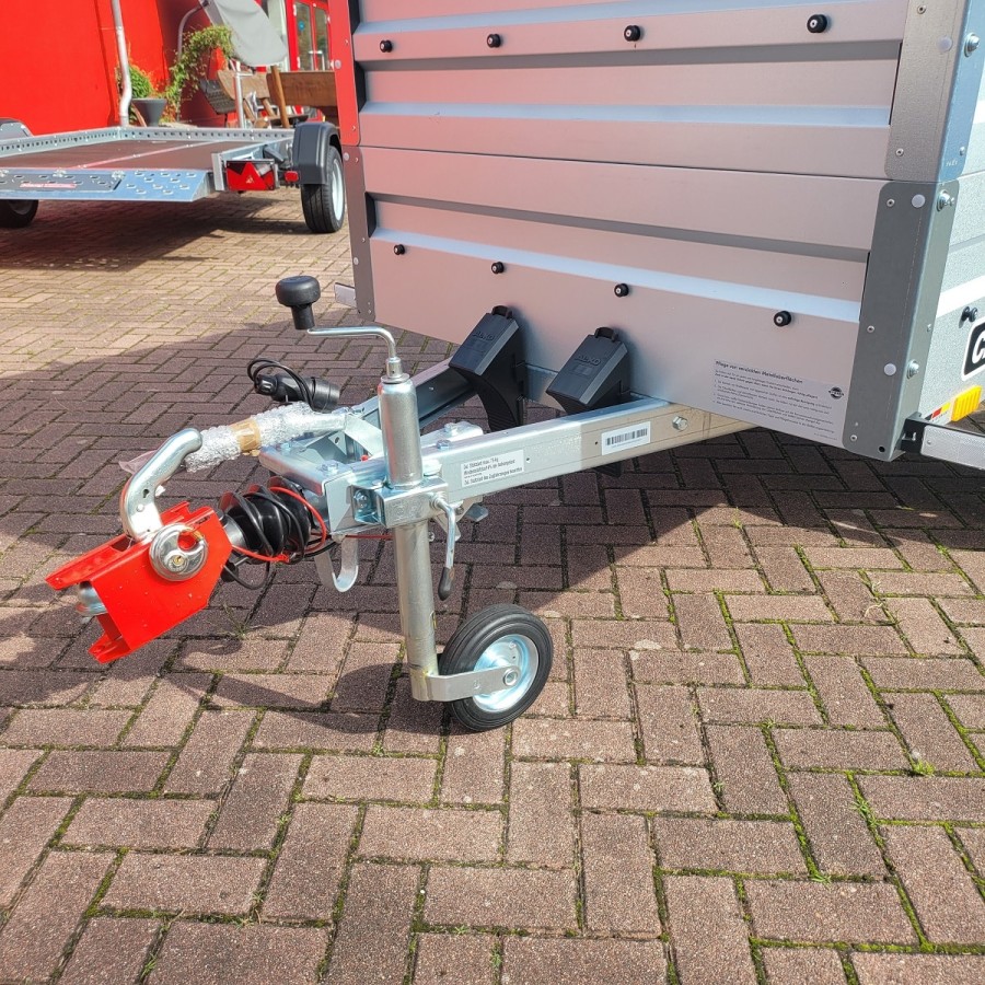 V-Serie-850-Kastenanhaenger-2.01×1.08x0.90m-inkl.-Bordwand-Deckel-3