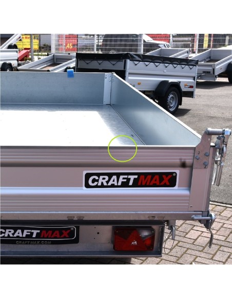Stahlkante-auf-Aluminium-Bordwand-aufgeklebt-PKW-Anhaenger