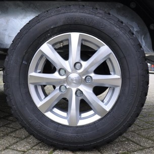 offroad-ALU-Komplettrad-185-70r13c-PKW-Anhaenger-1 2