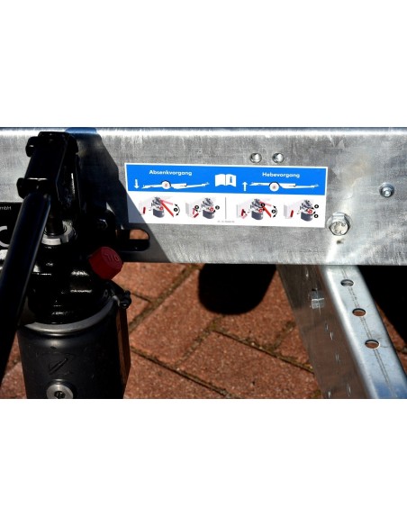 CRAFTMAX-WOM-XT1300-STS-XT-O2-13-25-15.1-Absenkanhaenger-1300kg-6