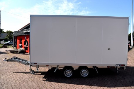 CRAFTMAX-Koffer-Thermo-Anhaenger-CARGO-KC-2642-14-1750-Vorfuehrmodell 2