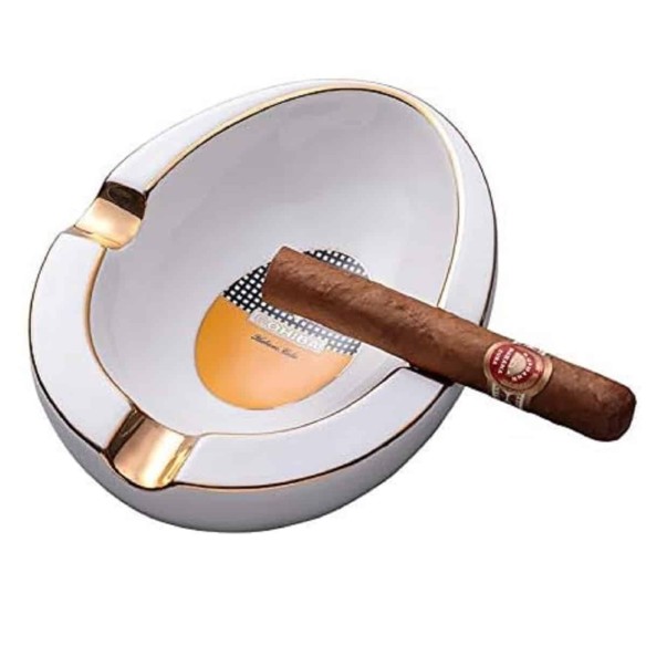 Cohiba-Cuba-Zigarrenaschenbecher-aus-Keramik-weiss-gold