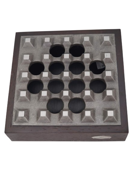 Zigarrenaschenbecher-schwer-massiv-aus-Holz-und-Metall-185x185mm-4