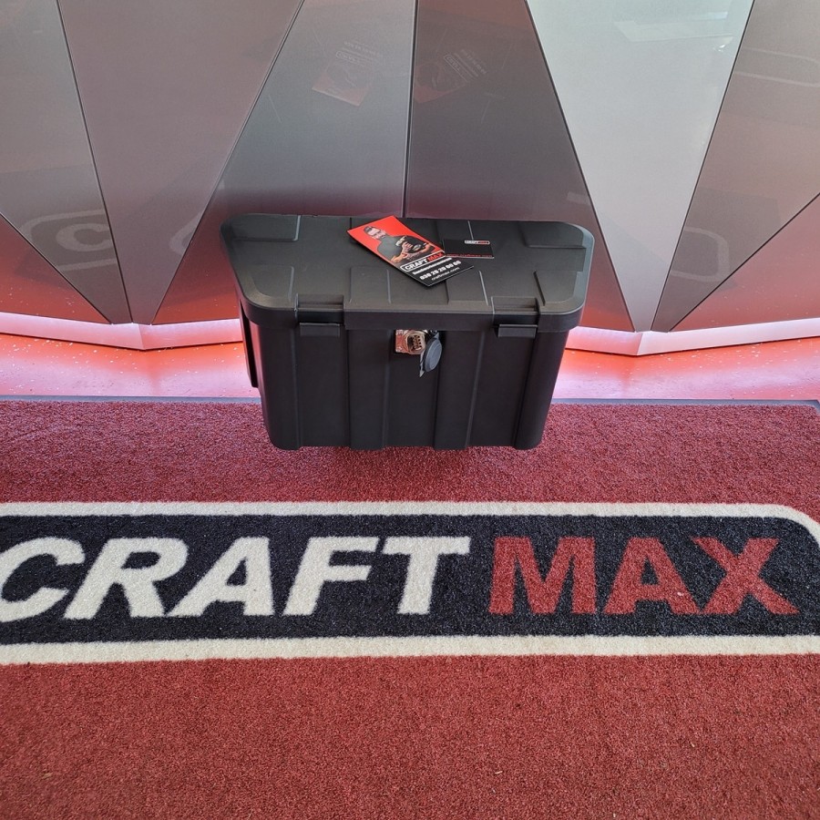 CRAFTMAX-Kunststoff-Staubox-fuer-V-Deichsel-mit-Zahlenschloss-68x31x34cm-45Liter-150kg-4
