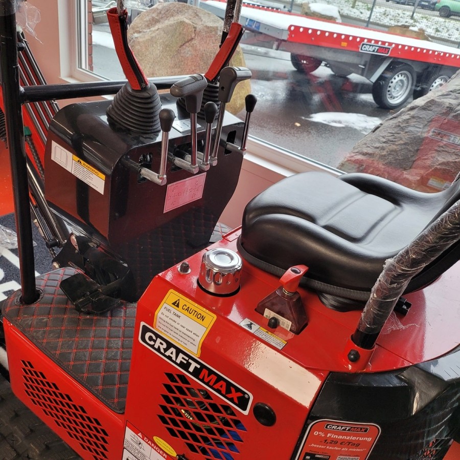 CRAFTMAX-Mini-Kettenbagger-Schwenkarm-Fahrwerksbreite-verstellbar-850kg-4