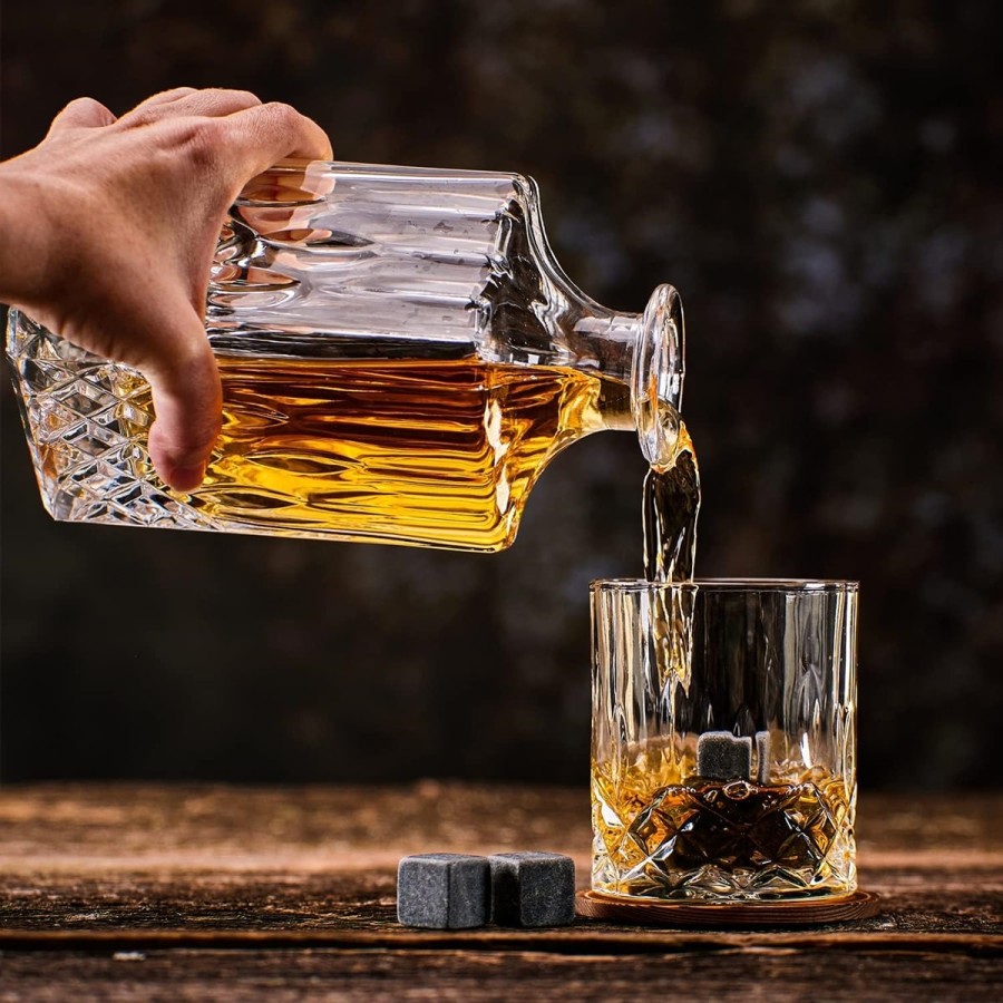 Kristall-Whiskyglaeser-mit-Untersetzer-Eiswuerfel-Eiszange-aus-Edelstahl-Geschenkset-Holzkiste-2