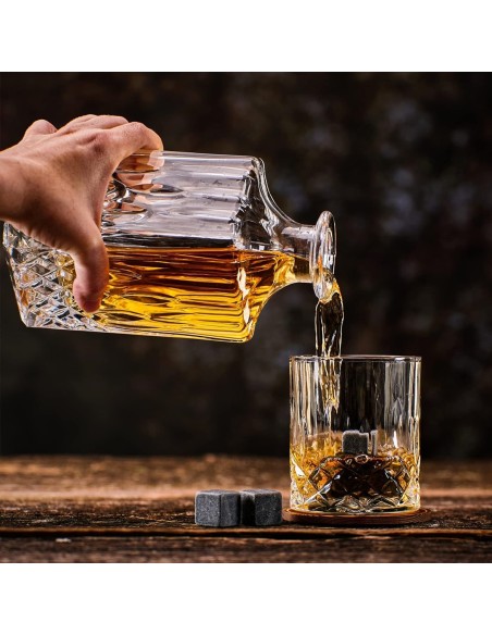 Kristall-Whiskyglaeser-mit-Untersetzer-Eiswuerfel-Eiszange-aus-Edelstahl-Geschenkset-Holzkiste-2